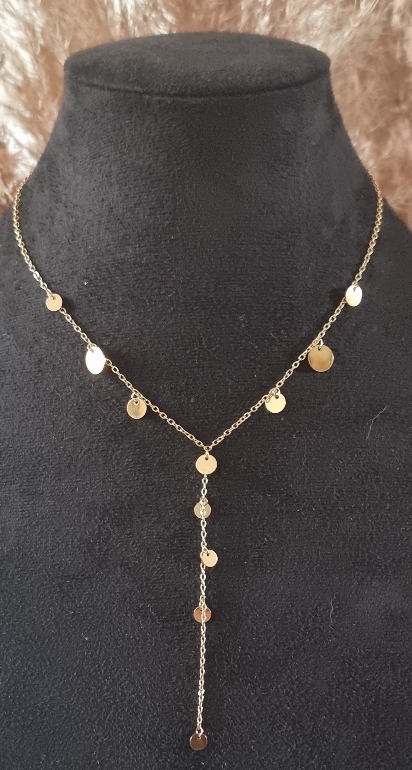 Collier Lara