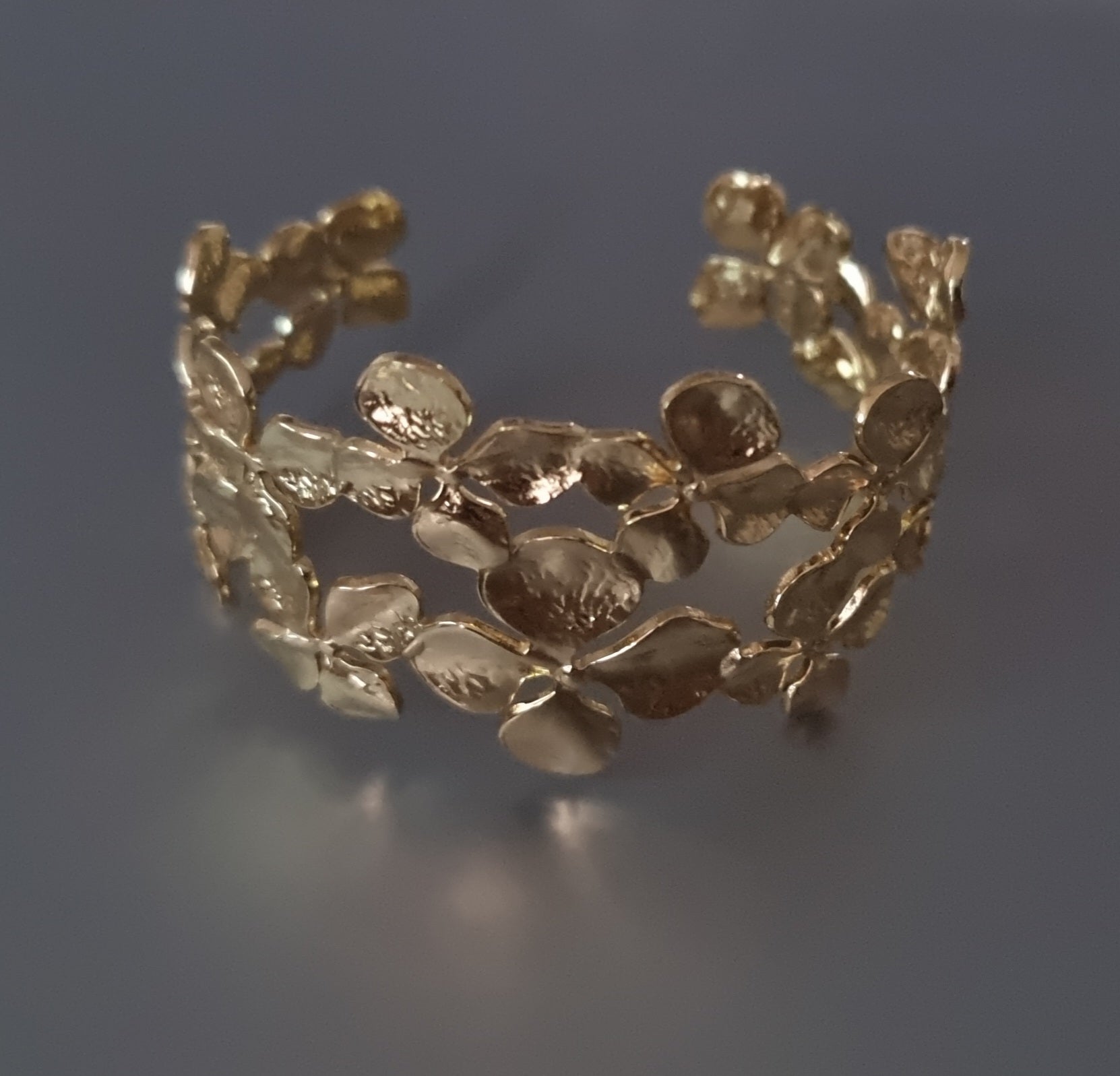 Bracelet Jonc Camélia